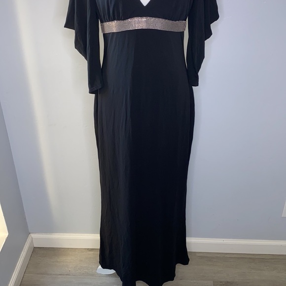 Kay Unger Cold Shoulder Maxi Dress - Picture 3 of 11
